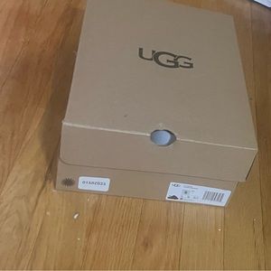 black ugg slide (fresh out box )